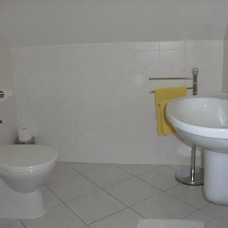Guest house Olga Klecany